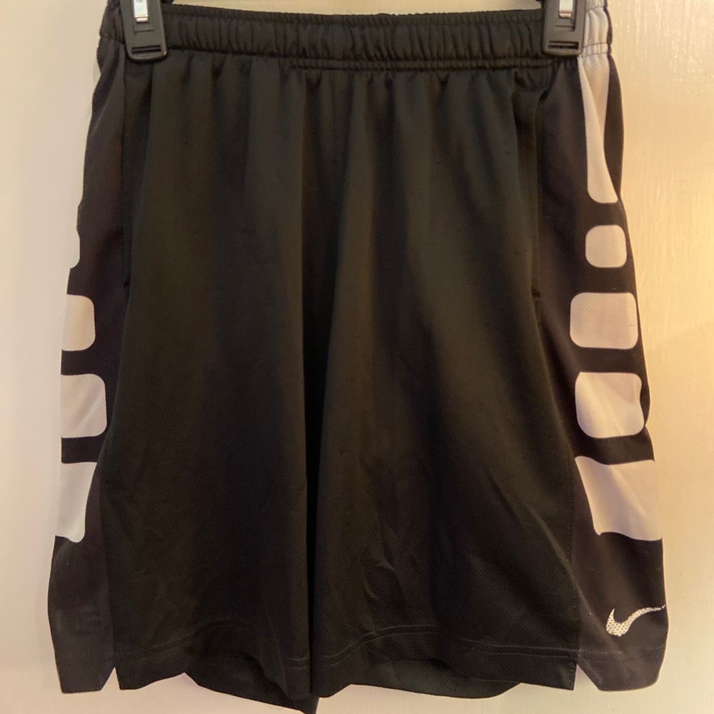 Boys Nike Elite Shorts Black Size M